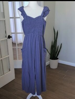 Women's Linen Blue Ruffled Strap Cropped Jumpsuit Medium